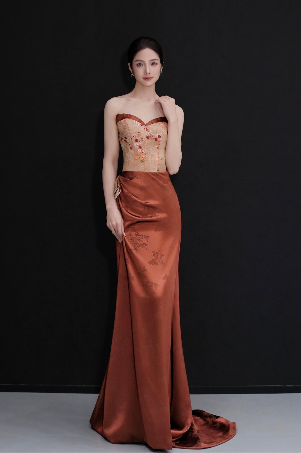 OR8019 Pastel Red/Brown