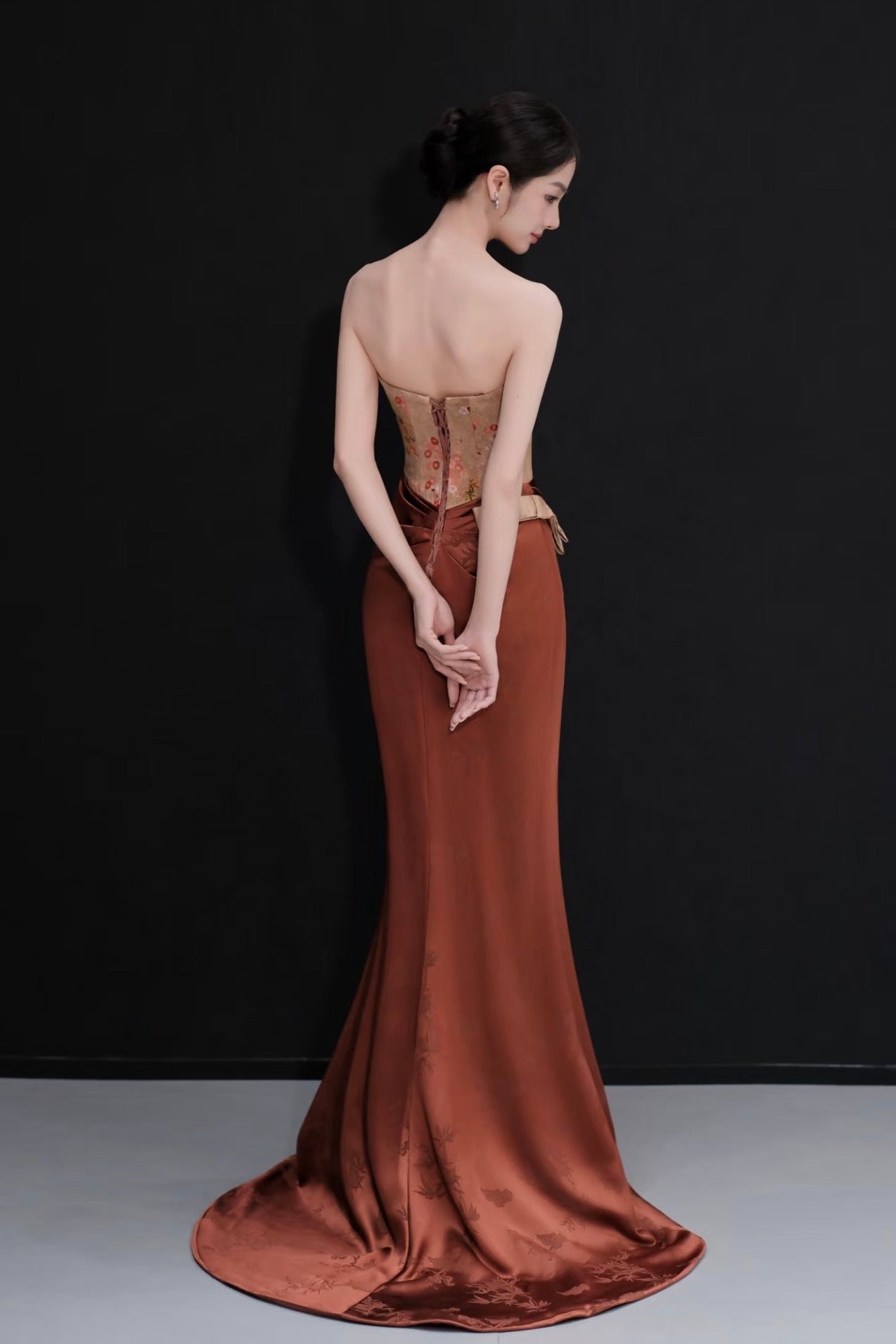 OR8019 Pastel Red/Brown