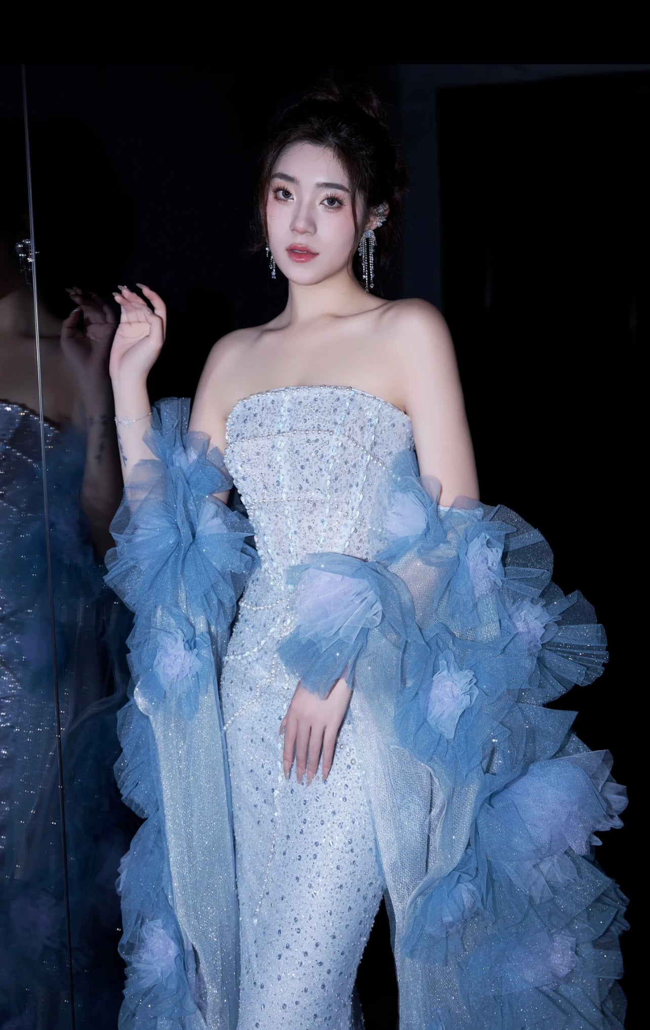 Lily Cora Dress (Det. Shawl)