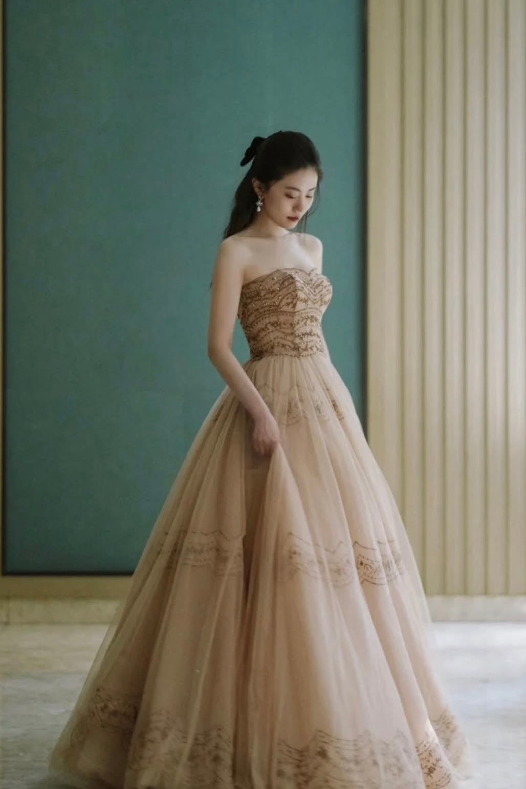 SS Vintage Italy Ball Gown Brown